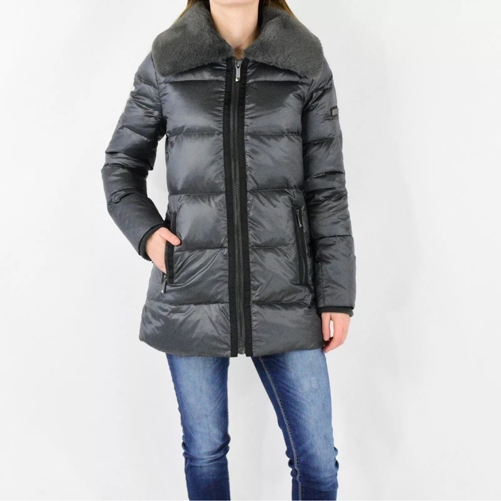 BCBGMaxazria Down Bustle Winter Puffer Coat Faux Fur Feather Black sz Medium